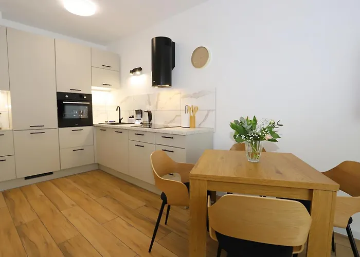 Panorama Bialy Kamien 公寓 瓦乌布日赫