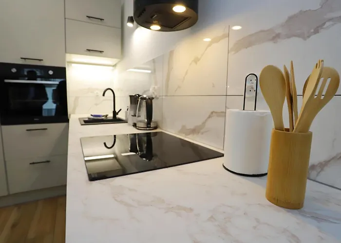 Panorama Bialy Kamien 公寓 瓦乌布日赫